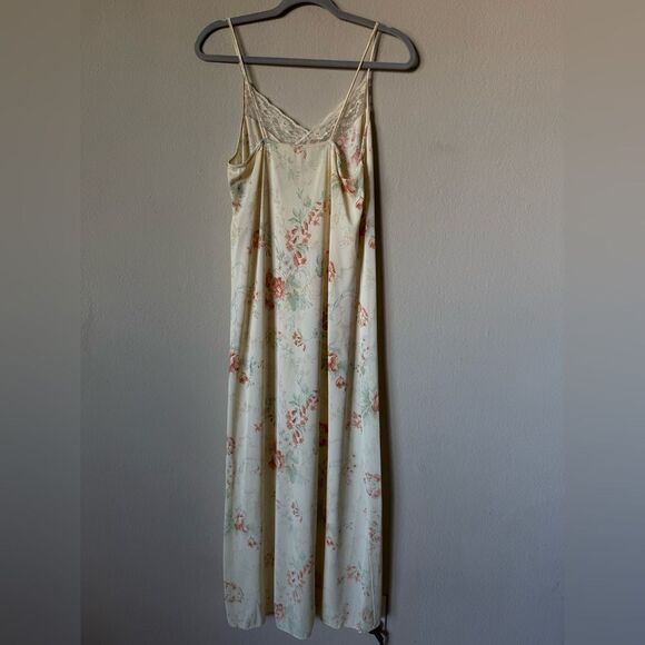 Henson Kickernick Floral Cream Yellow Lace Trim Nightgown Size 34 / S - Picture 10 of 12